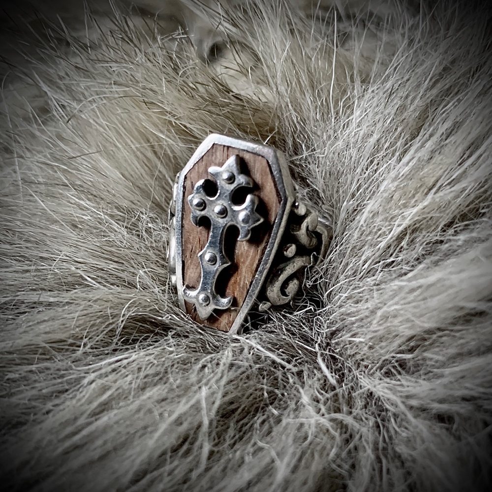 🚫 SOLD! Sterling Silver Coffin Ring